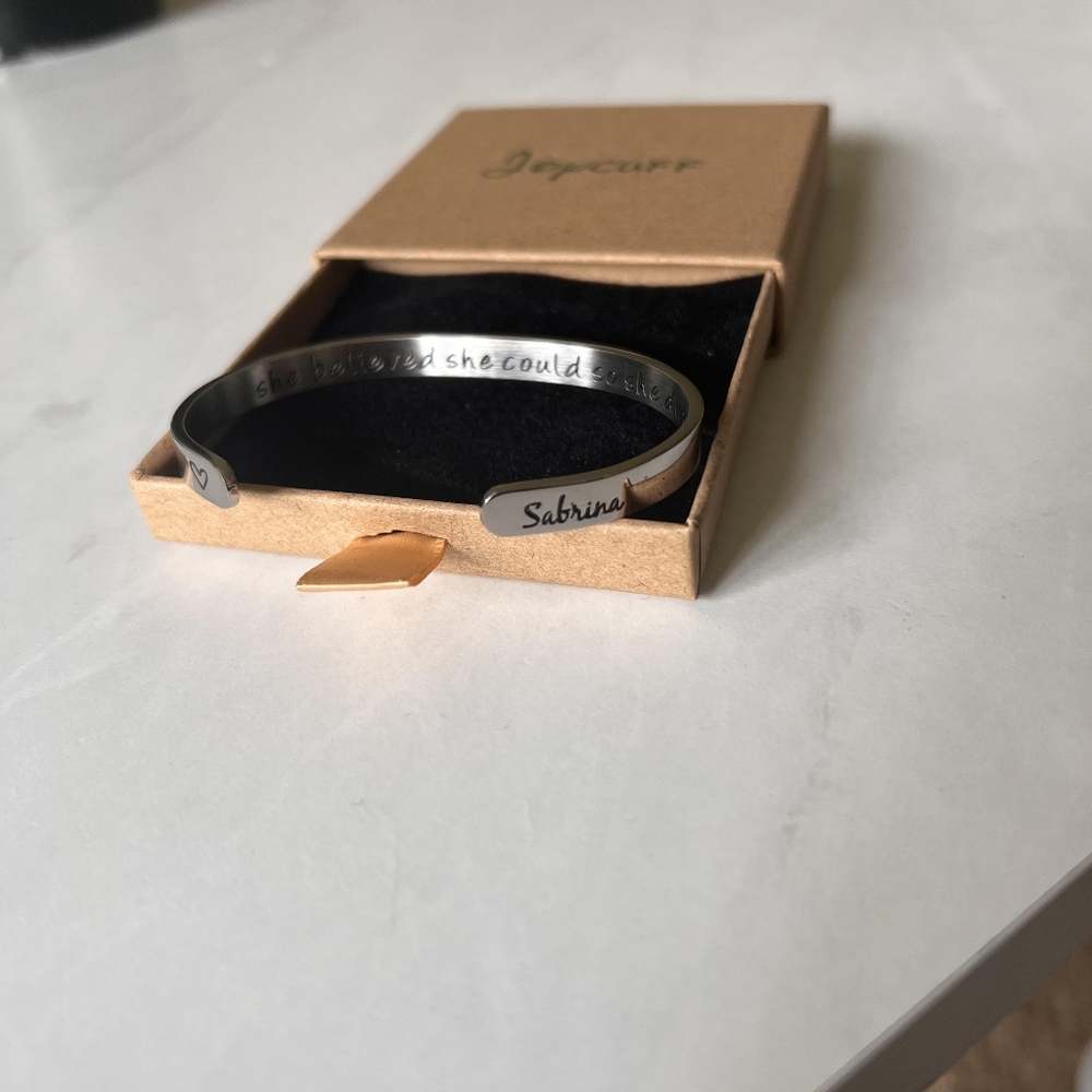 Joycuff personalized bracelet - Sabrina